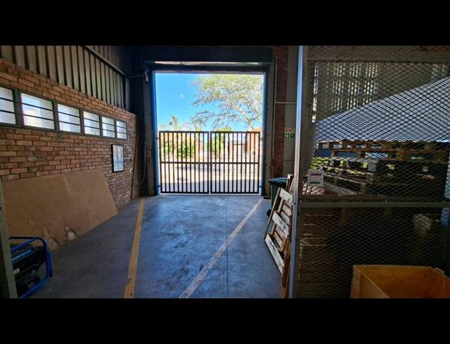 BUSINESS PROPERTY TO RENT IN RICHARDS BAY EXT 7